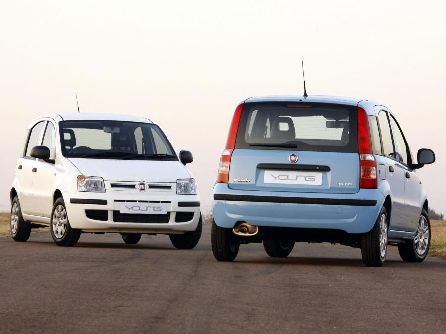  Fiat Panda Young 2011 года  (фото 11 из 12)